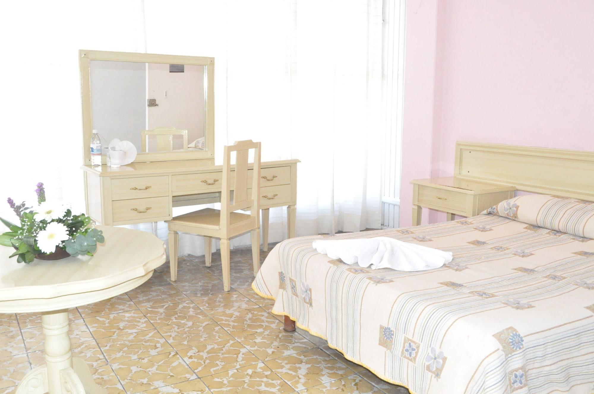 Hotel Viena Irapuato Eksteriør billede